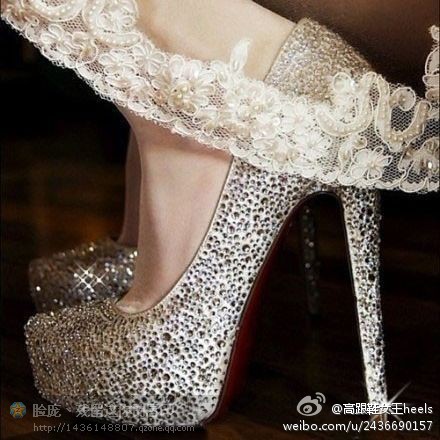 爱细高跟的!!!坡跟的!!女女们有木有心动!!!513 / 作者:最心痛的玩笑 / 帖子ID:16532