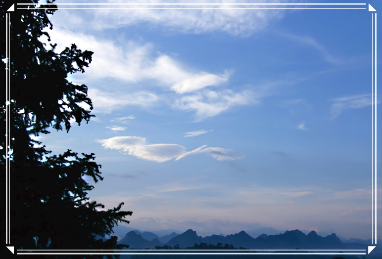 天空...兰兰的天.白白的云.0 / 作者:瑶乡看兰 / 帖子ID:16576