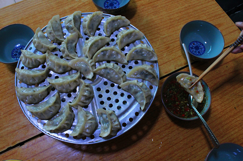 晚饭包饺子吃。。。518 / 作者:乱七八糟 / 帖子ID:17876
