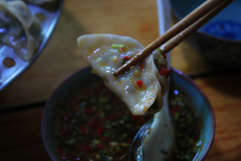 晚饭包饺子吃。。。69 / 作者:乱七八糟 / 帖子ID:17876