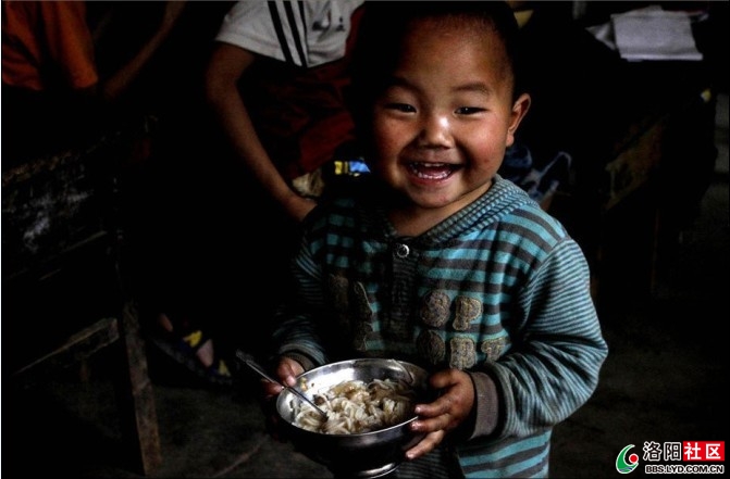 乡村代课教师抱着学生午睡633 / 作者:8277 / 帖子ID:18156