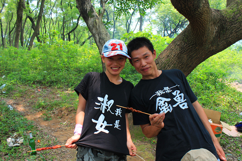 5.20初夏欢乐行活动精彩 在后面！！606 / 作者:520摄影记者 / 帖子ID:18191