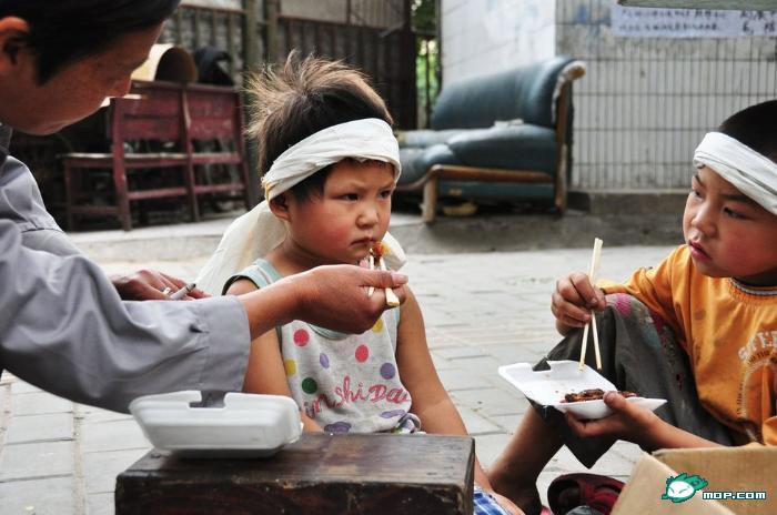 古有卖身葬父，如今也能上演，是倒退还是开眼816 / 作者:翠峰紫阳 / 帖子ID:19204