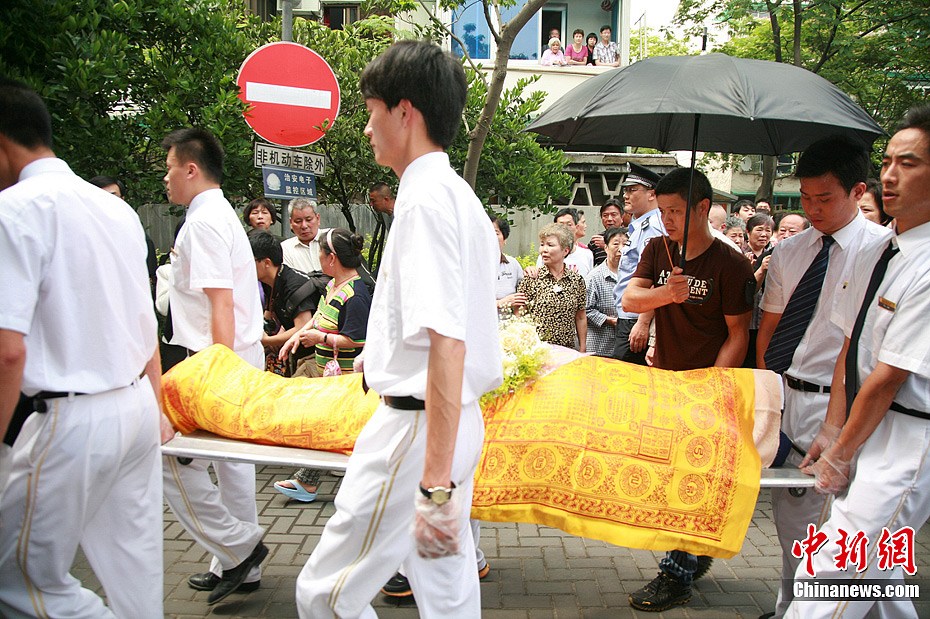 浙江 杭州一位平民英雄 吴斌749 / 作者:带假发修行 / 帖子ID:19521