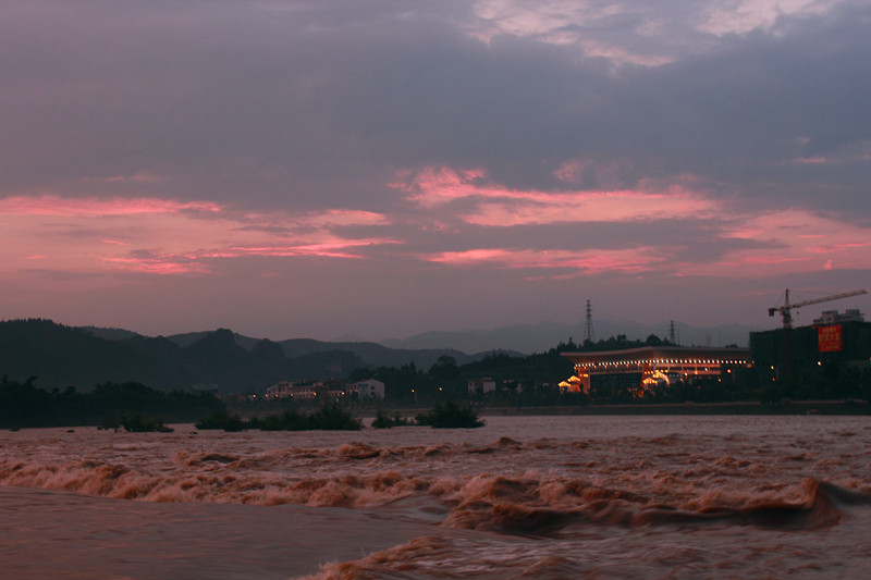 滨江苑的大水135 / 作者:小紫 / 帖子ID:19645