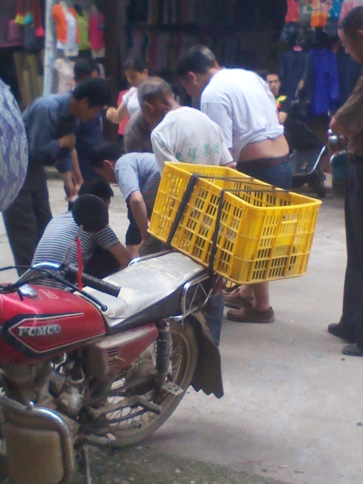 一伙骗子472 / 作者:熟悉的陌生人 / 帖子ID:20372