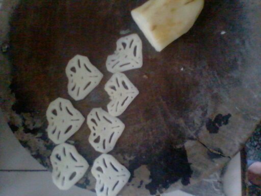 好有型的莲藕612 / 作者:不需要人懂 / 帖子ID:20480