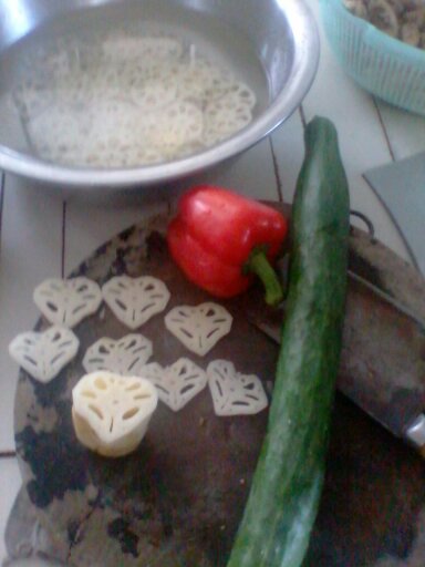 好有型的莲藕197 / 作者:不需要人懂 / 帖子ID:20480