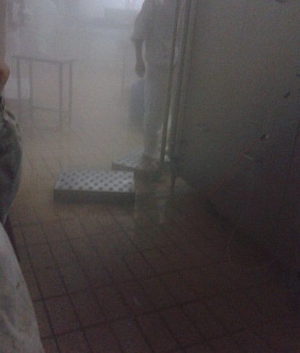 看了这些你们还相信品牌吗？还敢吃吗？479 / 作者:小锋 / 帖子ID:20651