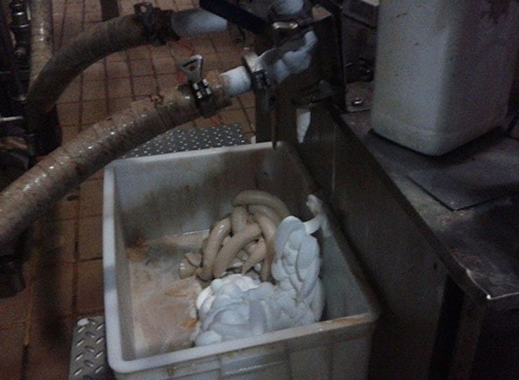 看了这些你们还相信品牌吗？还敢吃吗？29 / 作者:小锋 / 帖子ID:20651