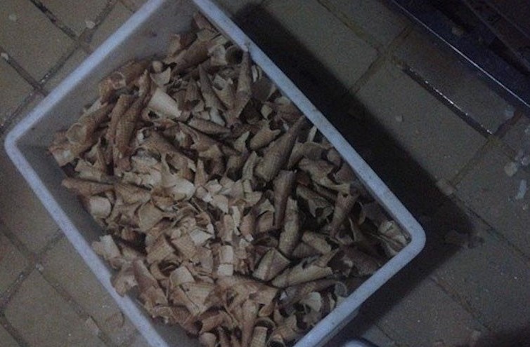 看了这些你们还相信品牌吗？还敢吃吗？643 / 作者:小锋 / 帖子ID:20651