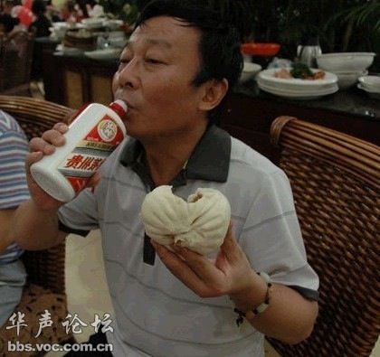 荔浦之夜...传说中的百人拉丁舞....................不会拍...855 / 作者:华仔哥 / 帖子ID:20280