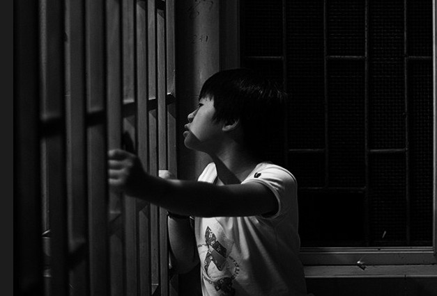 国际禁毒日：湖南12岁吸毒少年自白 我只想做个小孩900 / 作者:小雨点 / 帖子ID:21018