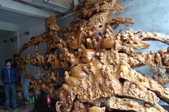 那谁，过来看吧，我哥的根雕686 / 作者:彼岸行走的花 / 帖子ID:21823