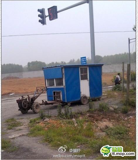 不笑除非你有。。。？486 / 作者:十滴水 / 帖子ID:21876