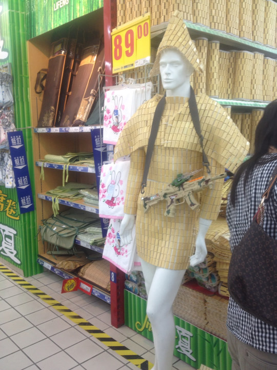 不笑除非你有。。。？207 / 作者:十滴水 / 帖子ID:21876