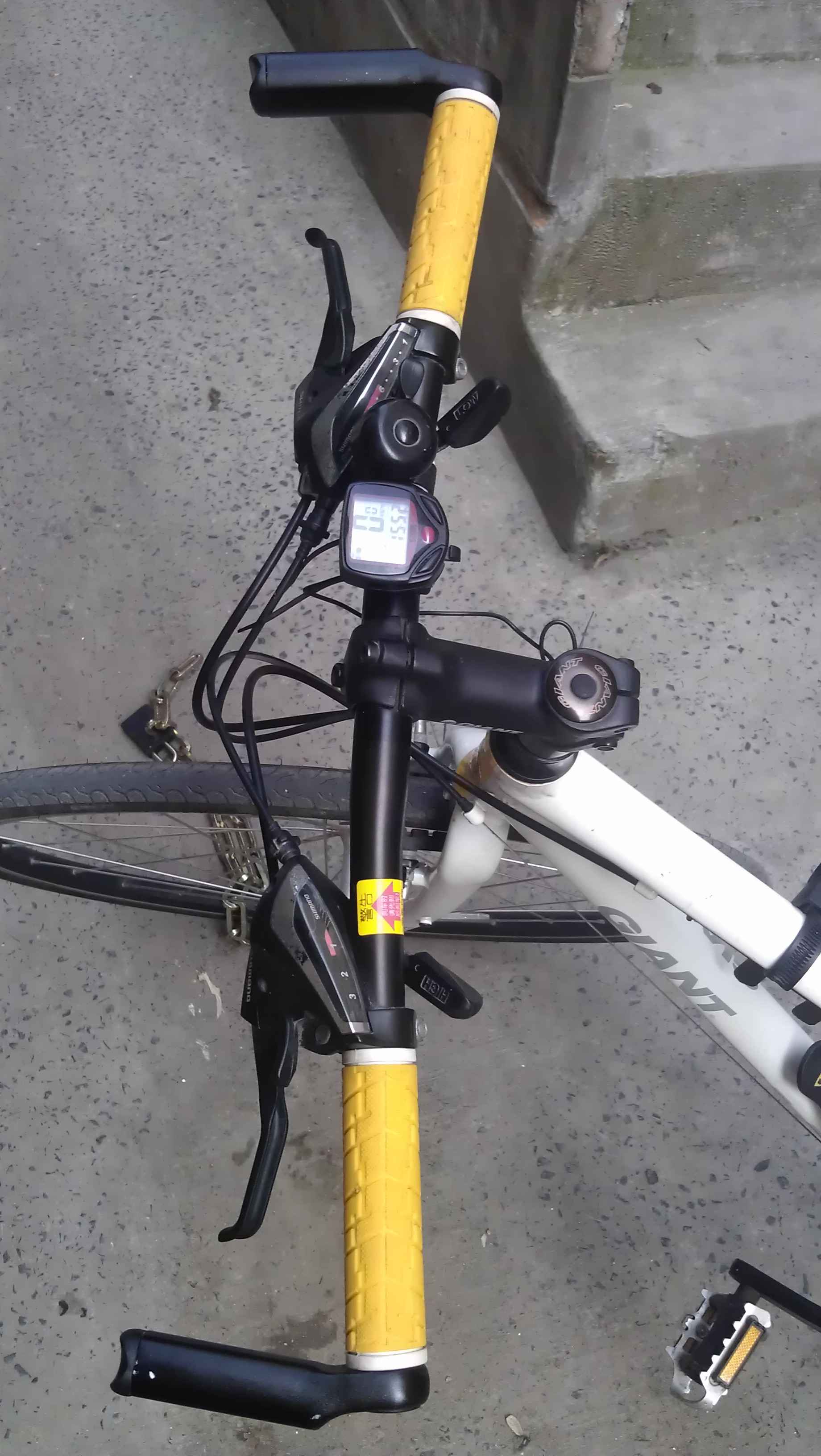 咱的爱车，捷安特FCR3100起来报道。801 / 作者:无相 / 帖子ID:21880