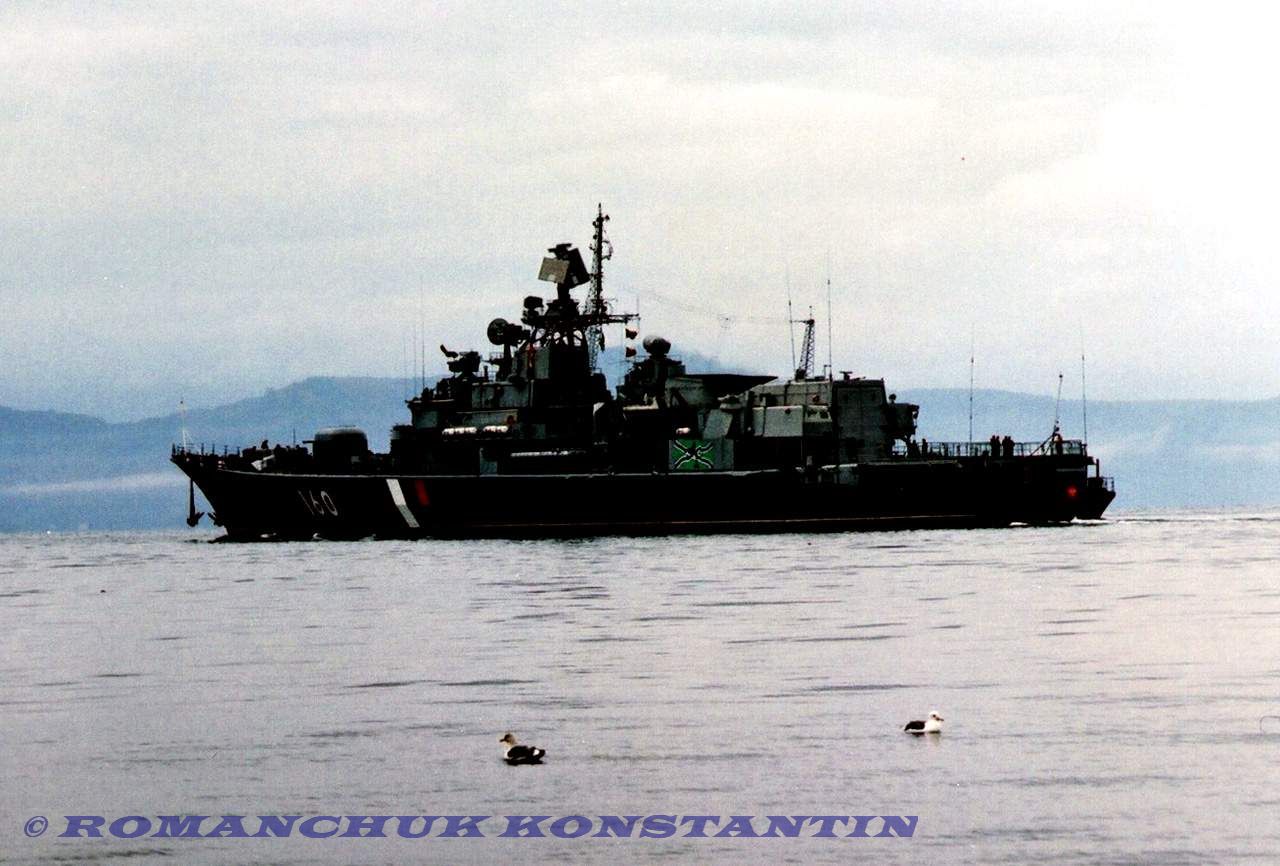 俄一巡逻艇向中国渔船开火、渔船被扣。330 / 作者:平安大叔 / 帖子ID:22211