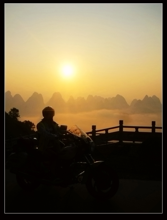 发个贴 表明自己还在努力精彩的活着。。。926 / 作者:海龙王 / 帖子ID:22609