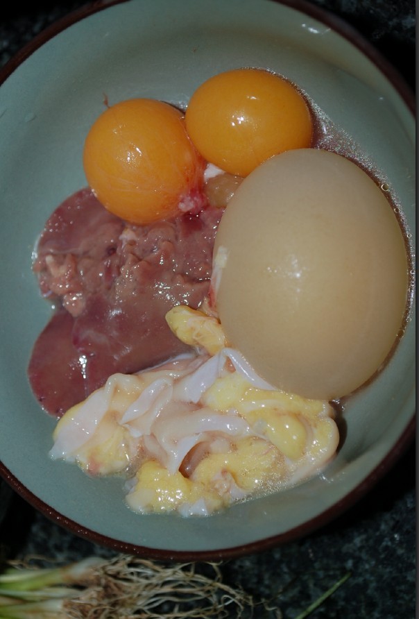 美食群美女厨房！！美女加美食 嘿嘿 ！！304 / 作者:星想事成 / 帖子ID:23459