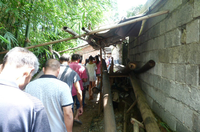 7.29  加会一女子跳河轻生！可惜啊！858 / 作者:゛メ╳灬嚟_先生 / 帖子ID:23770