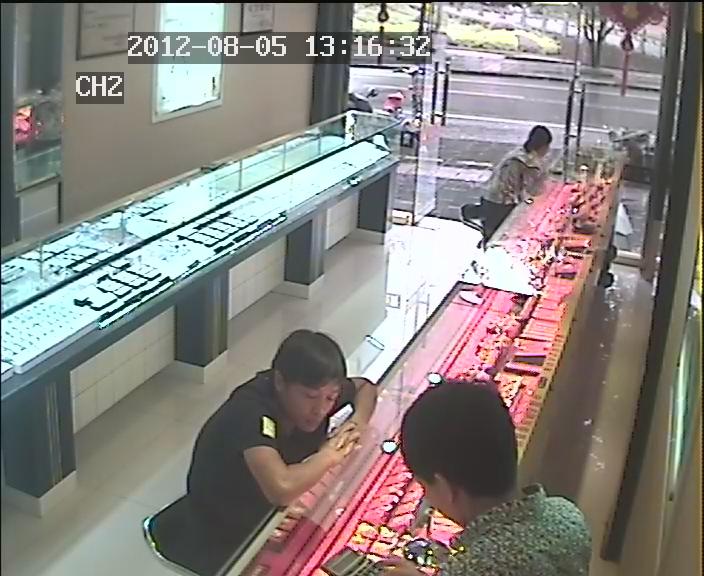 恭城三九大金店遭抢劫 恭城的治安到底怎么了?871 / 作者:穷人 / 帖子ID:24500