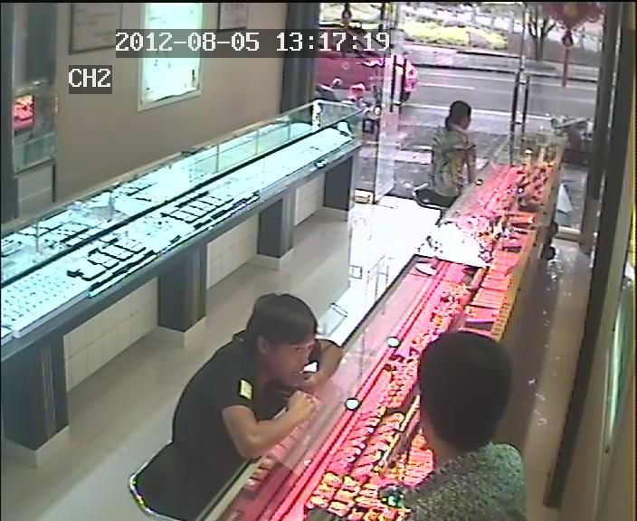 恭城三九大金店遭抢劫 恭城的治安到底怎么了?528 / 作者:穷人 / 帖子ID:24500