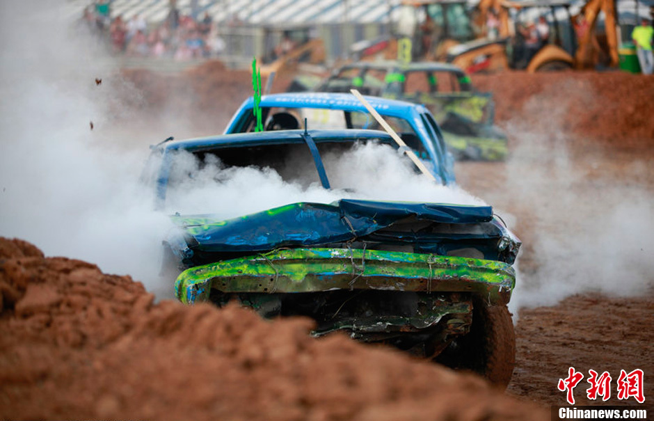 火爆如战场！ 美国年度撞车大赛现场733 / 作者:十滴水 / 帖子ID:26137