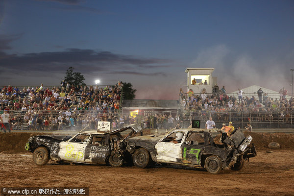 火爆如战场！ 美国年度撞车大赛现场366 / 作者:十滴水 / 帖子ID:26137