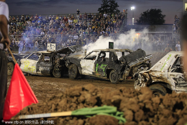 火爆如战场！ 美国年度撞车大赛现场784 / 作者:十滴水 / 帖子ID:26137
