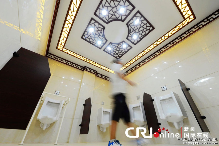 扬州现“仿古”式五星级厕所281 / 作者:十滴水 / 帖子ID:26948