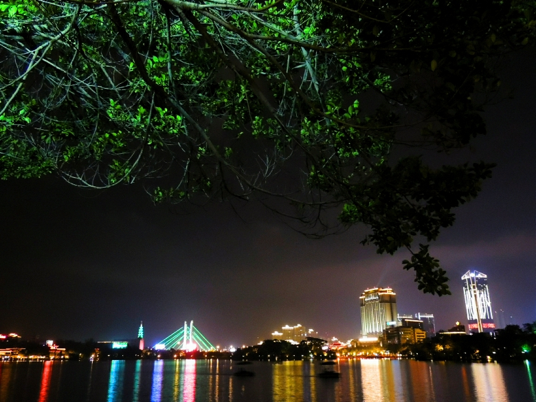 惠州西湖练习拍夜景386 / 作者:天涯孤独客 / 帖子ID:35681
