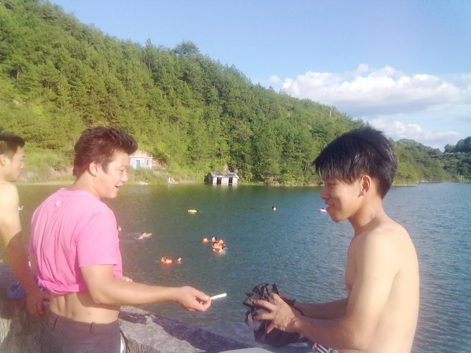 刚刚克洗冷水凉来，好多人。。245 / 作者:∑⌒不过_如此 / 帖子ID:35781