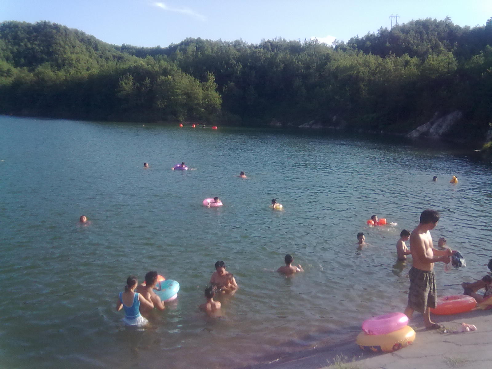 刚刚克洗冷水凉来，好多人。。567 / 作者:∑⌒不过_如此 / 帖子ID:35781