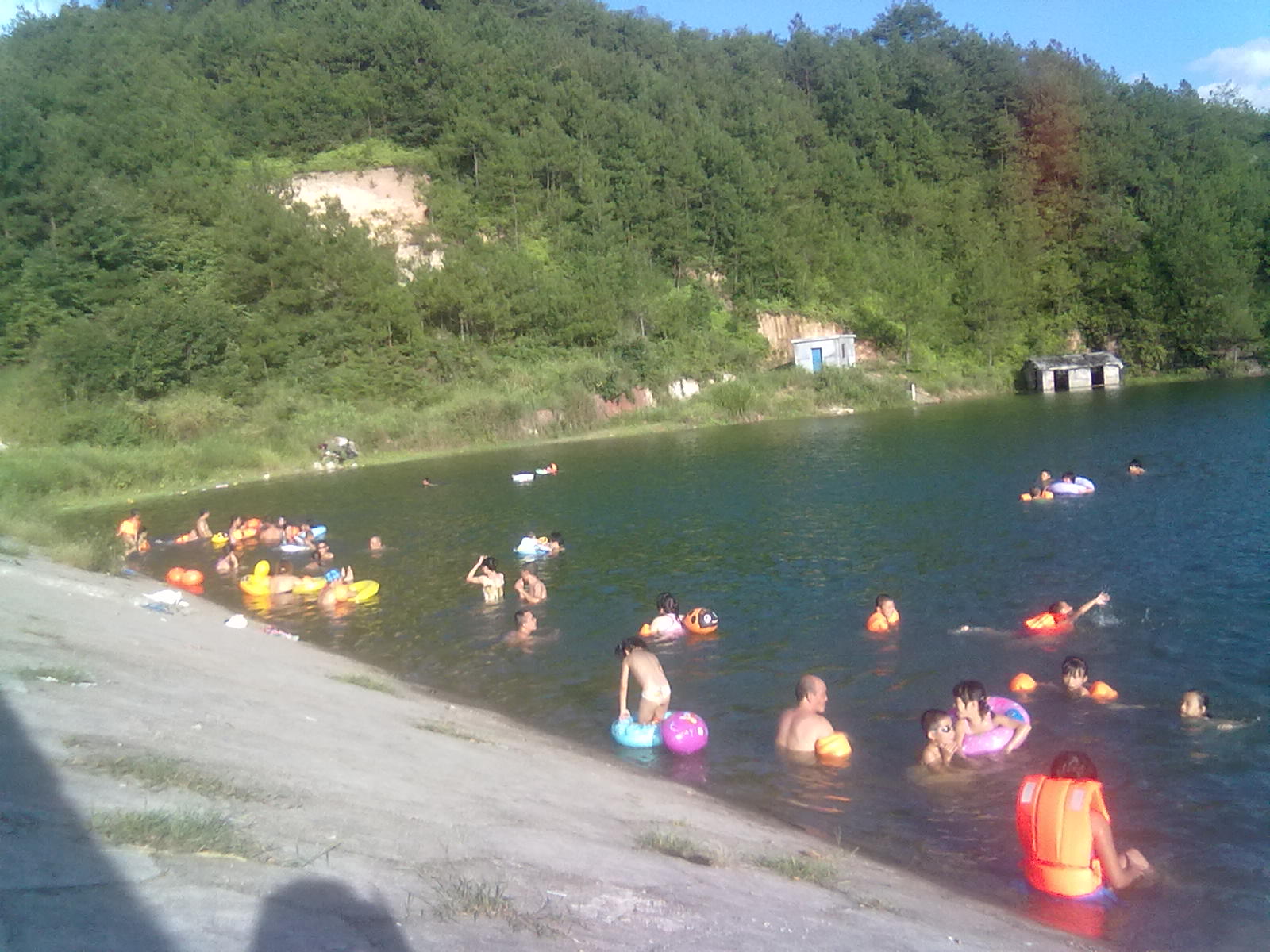 刚刚克洗冷水凉来，好多人。。106 / 作者:∑⌒不过_如此 / 帖子ID:35781