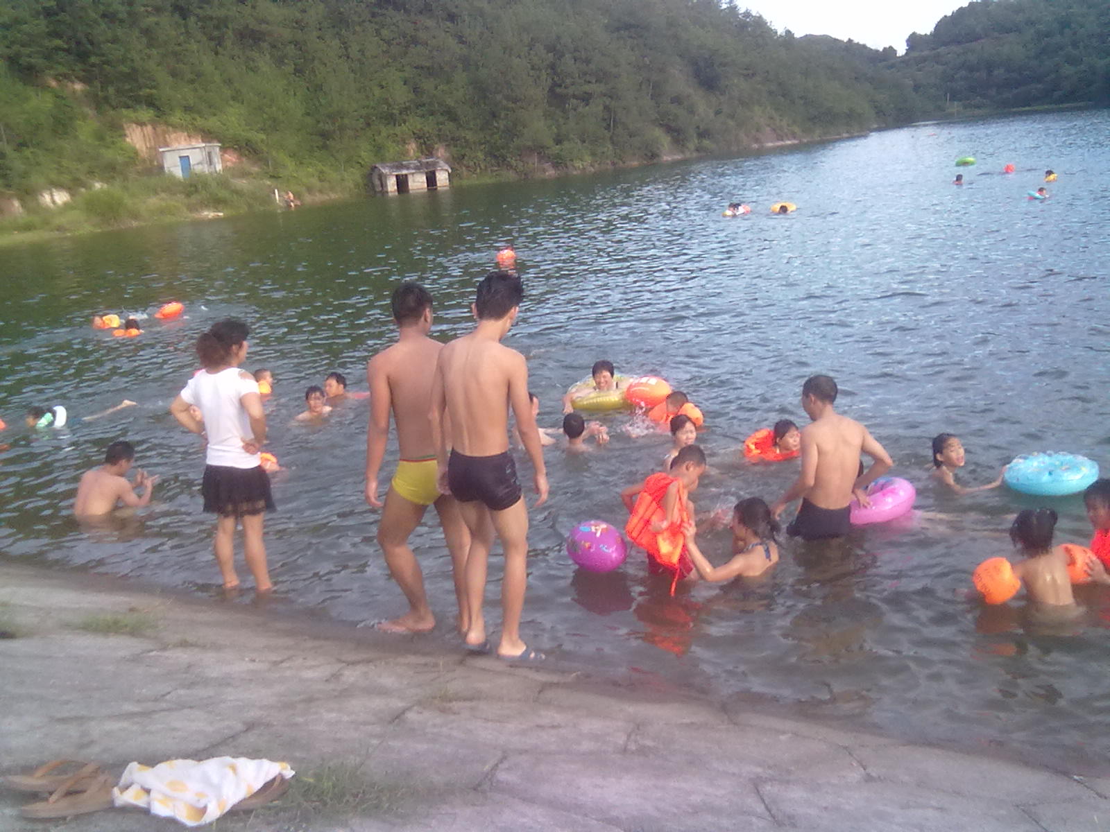 刚刚克洗冷水凉来，好多人。。69 / 作者:∑⌒不过_如此 / 帖子ID:35781