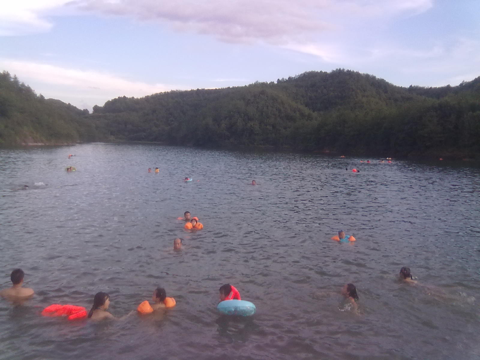 刚刚克洗冷水凉来，好多人。。479 / 作者:∑⌒不过_如此 / 帖子ID:35781