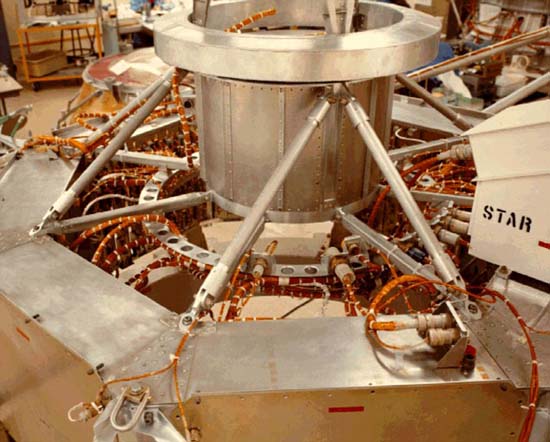 美一探测器太空飞行35年即将冲出太阳系。574 / 作者:平安大叔 / 帖子ID:36973