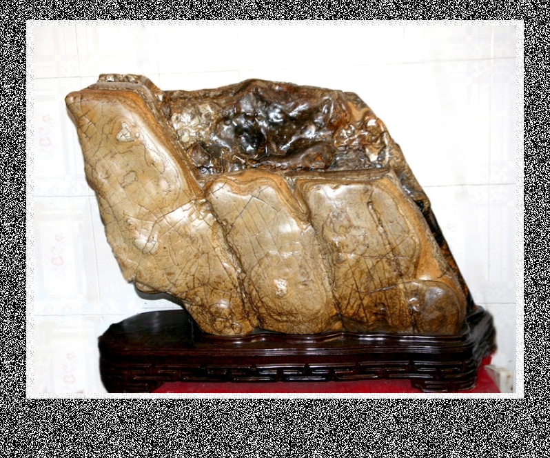 大化石；大约四百斤【唯我独尊】    石灰岩约六吨【吉祥意如】  墨石约五十斤【福】258 / 作者:Ω云中鹤Ω / 帖子ID:37936