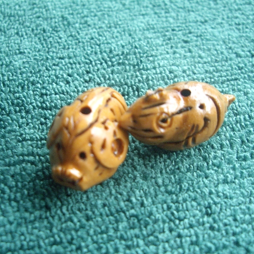 续我的桃核雕刻，更新图片546 / 作者:爱潇宝 / 帖子ID:43477