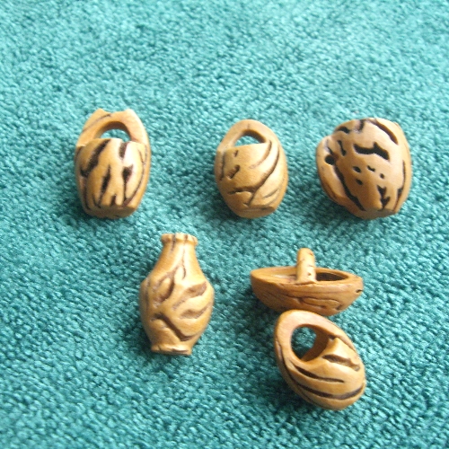 续我的桃核雕刻，更新图片894 / 作者:爱潇宝 / 帖子ID:43477