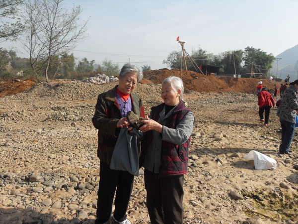 恭城有个奇石班!945 / 作者:暮云春树 / 帖子ID:50246