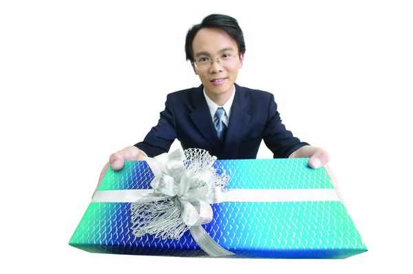 马大哈送礼送错人、法官巧调解。231 / 作者:平安大叔 / 帖子ID:51768