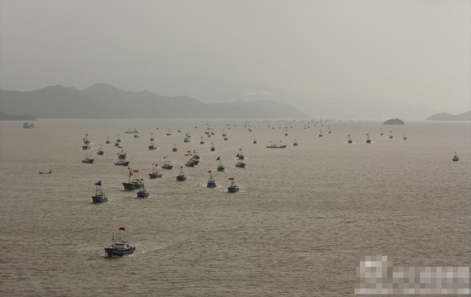 千艘中国渔船驶向钓鱼岛576 / 作者:CD瑶山汉子 / 帖子ID:54614