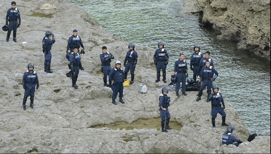 看日本牛气哄哄、数十名警察昨晚登上钓鱼岛！958 / 作者:平安大叔 / 帖子ID:54899