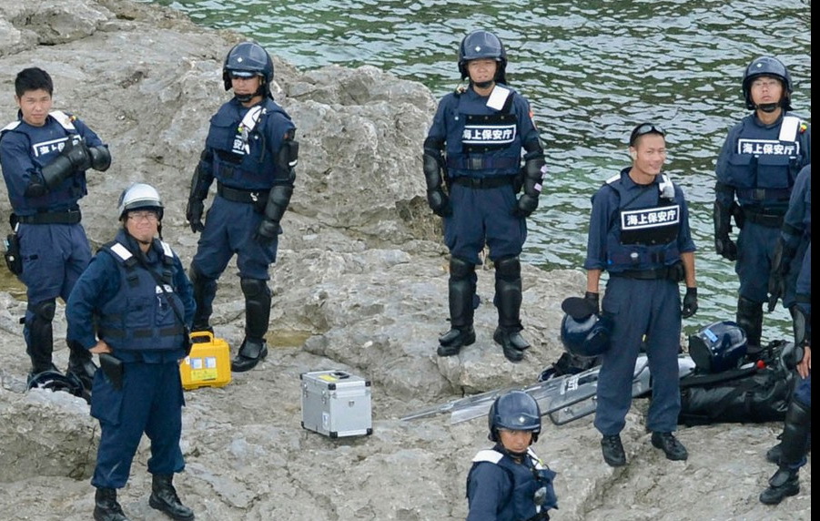 看日本牛气哄哄、数十名警察昨晚登上钓鱼岛！920 / 作者:平安大叔 / 帖子ID:54899