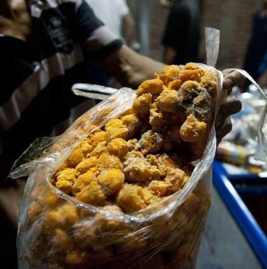 中秋快到了  问题月饼令人担忧  东莞黑作坊用臭蛋黄霉面粉做月饼981 / 作者:小锋 / 帖子ID:55195