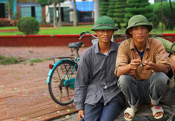 我仔古：戴绿帽子走红？＜视频＞381 / 作者:平安大叔 / 帖子ID:56660