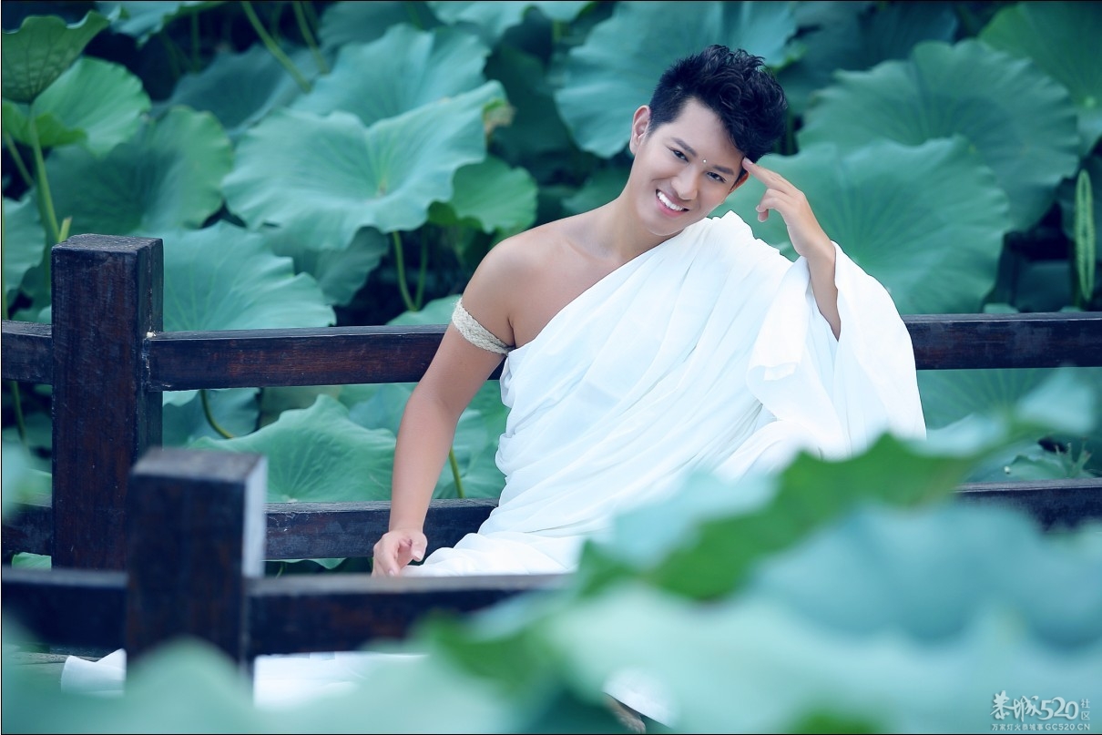 桑吉平措----品尝一段异域风情307 / 作者:结局、丆過如此 / 帖子ID:57733