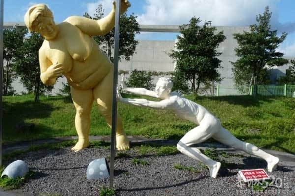 探秘让人脸红的韩国桃色主题公园(转）753 / 作者:小锋 / 帖子ID:59340